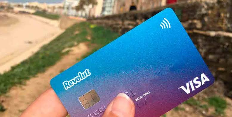 Revolut para viajeros: cómo ahorrar dinero en compras internacionales